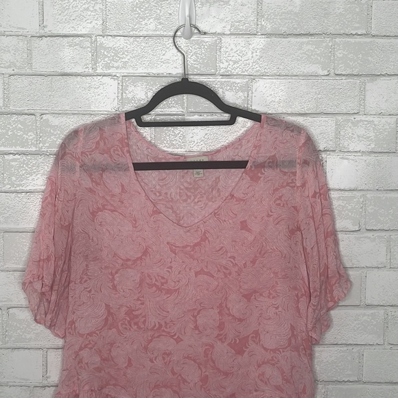 Hinge Pink Paisley Style Ruffle Hem Top - Picture 3 of 10